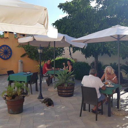 Hôtel Da Sarah à Muravera Extérieur photo