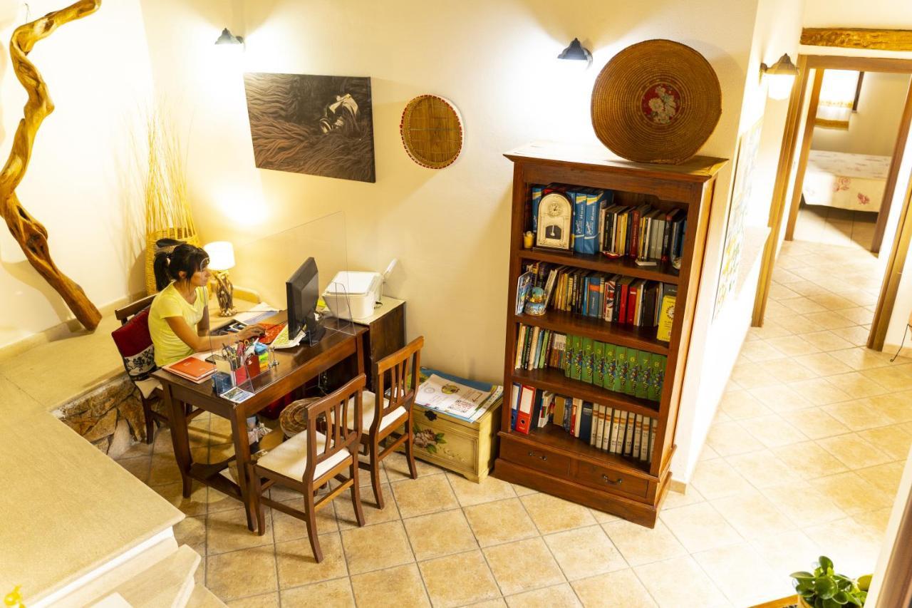 Hôtel Da Sarah à Muravera Extérieur photo